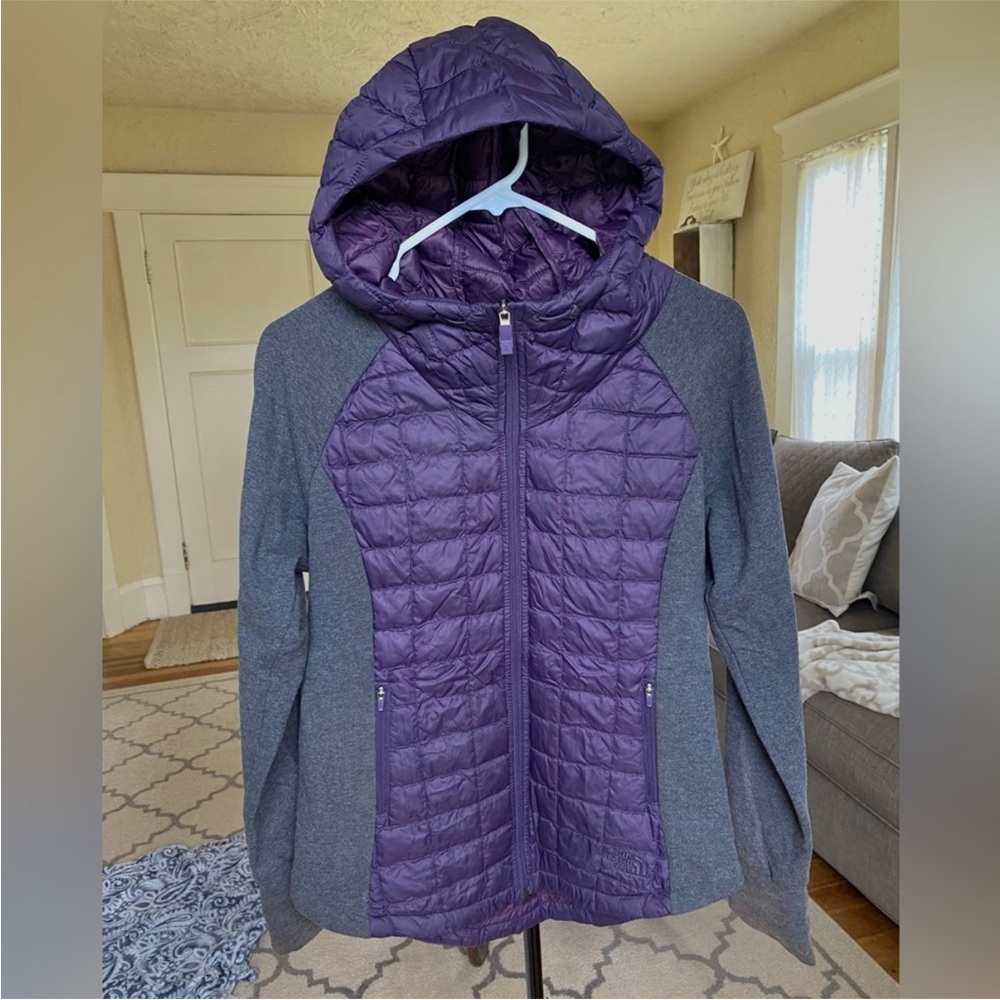 North face endeavor thermoball quilted hybrid jacket grey/purple size small